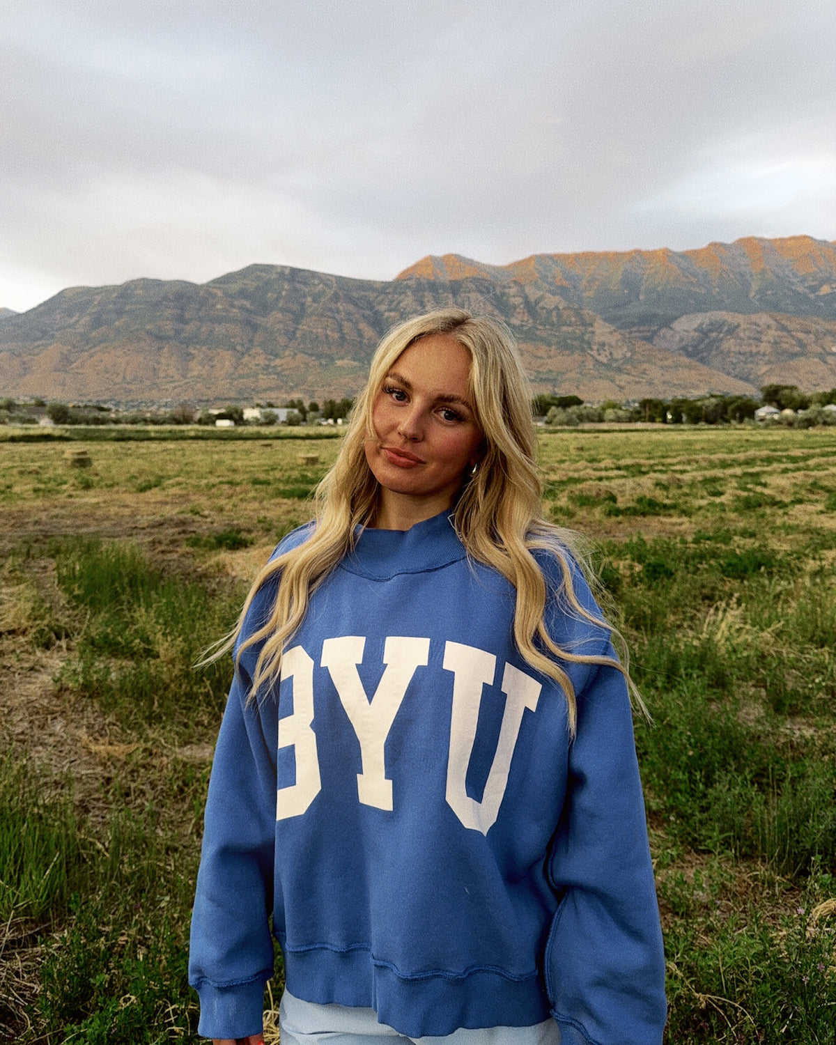 BYU REVERSIBLE MOCKNECK